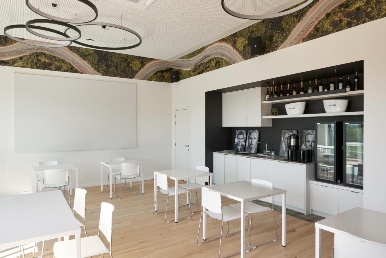 Cafe Coureur Borgloon Hotel Ngoại thất bức ảnh